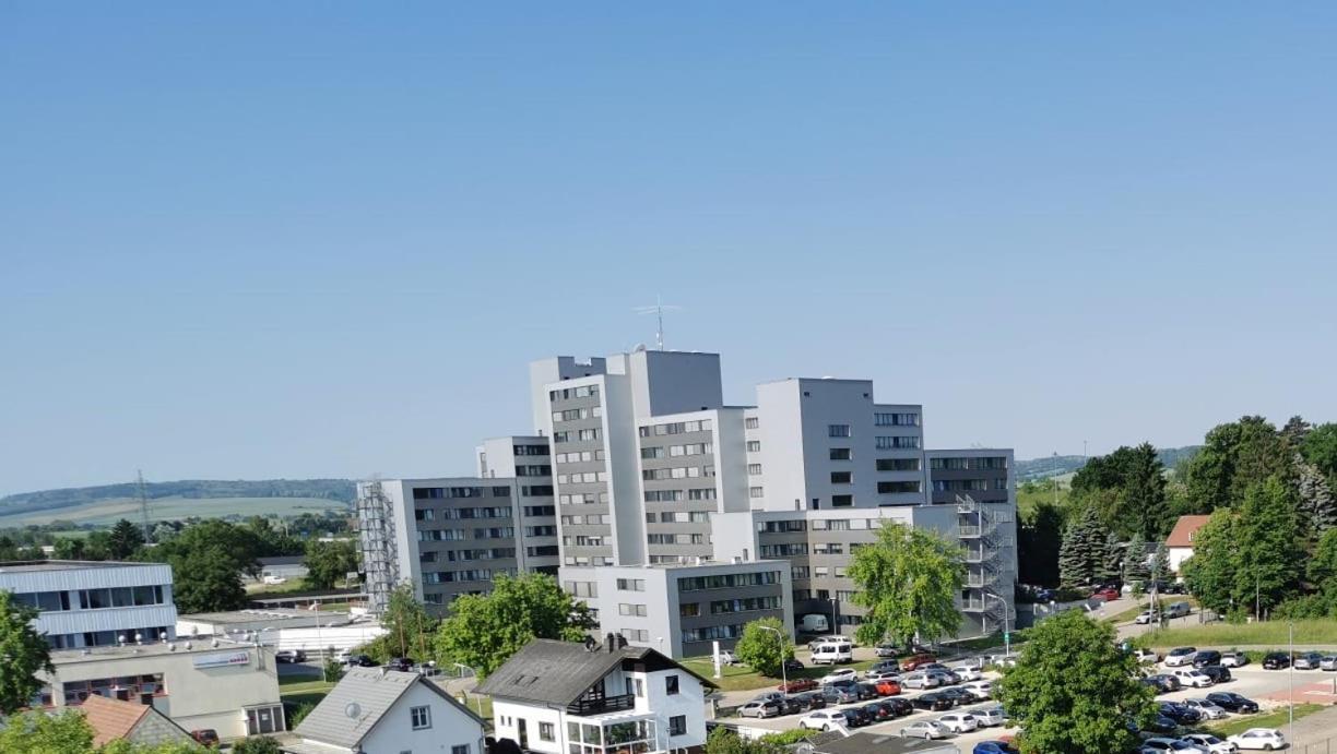 Stadthotel Hollabrunn Εξωτερικό φωτογραφία
